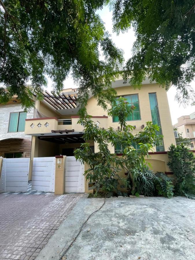 Shelton Mellton Lodges Rawalpindi Exterior photo