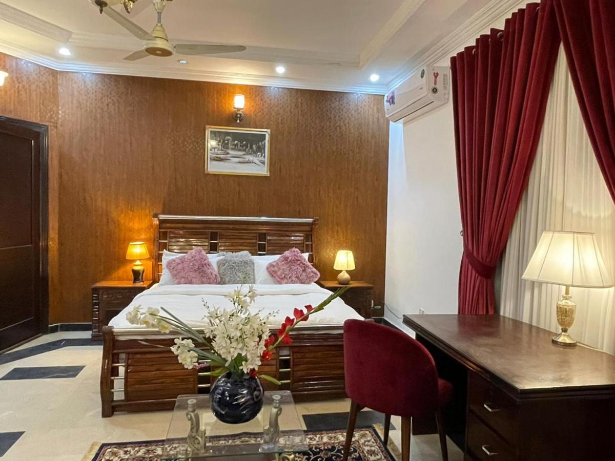 Shelton Mellton Lodges Rawalpindi Exterior photo